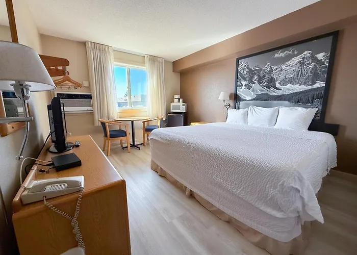 Super 8 By Wyndham Medicine Hat Ab